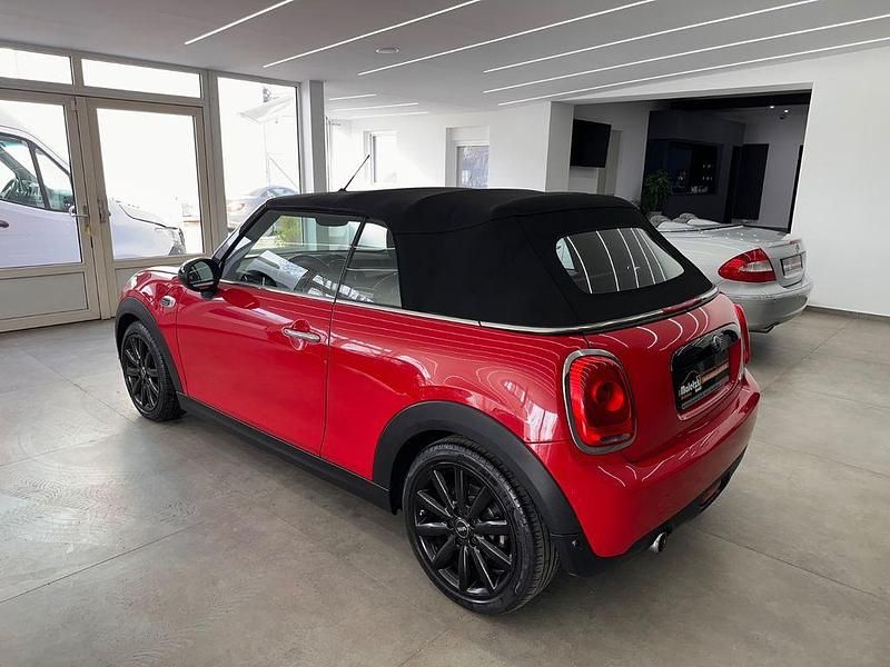 Gebraucht Mini Cooper Cabriolet Pepper 136 PS (100 kW) 2017 Rot Cabrio