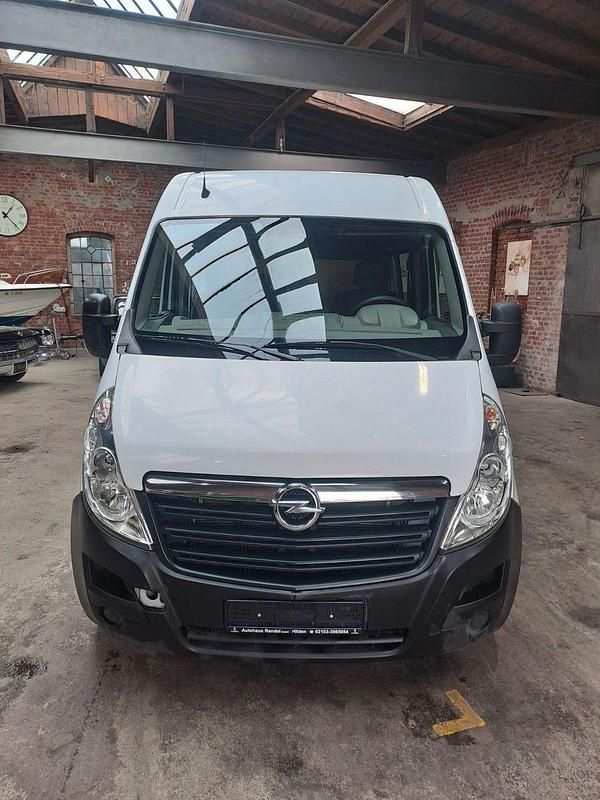 Gebraucht Opel Movano 145 PS (106 kW) 2017 Weiß Van