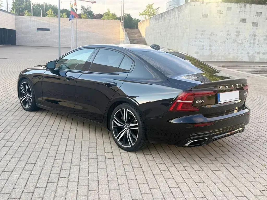 Gebraucht Volvo S60 R-Design 320 PS (235 kW) 2019 Schwarz Limousine