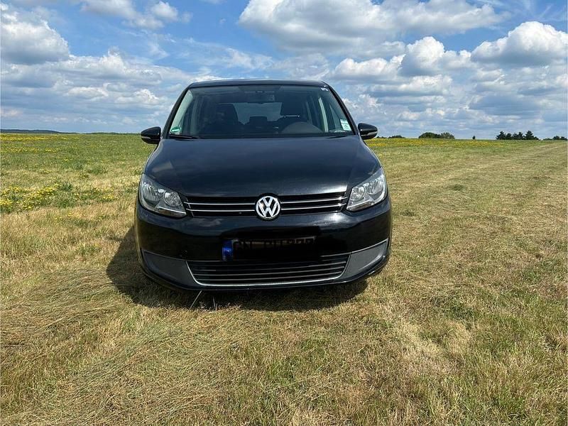 Gebraucht VW Touran Trendline 105 PS (77 kW) 2011 Schwarz Van / Kleinbus