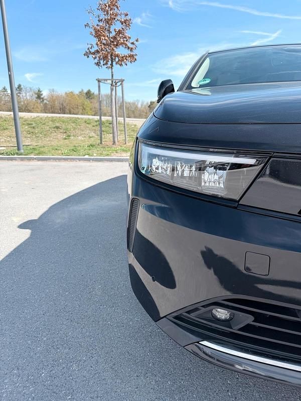 Gebraucht Opel Astra 130 PS (95 kW) 2023 Schwarz Kombi