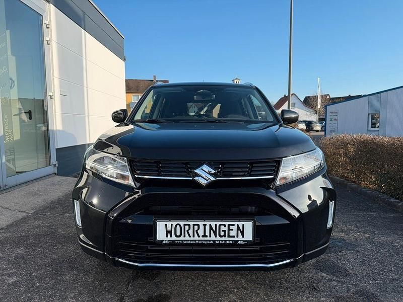 Neu Suzuki Vitara Comfort 110 PS (80 kW) 2026 Schwarz SUV