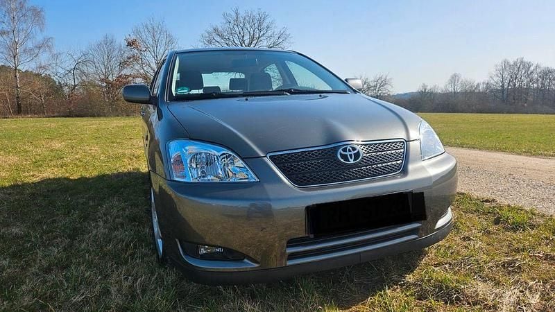 Gebraucht Toyota Corolla 97 PS (71 kW) 2004 Grau Limousine