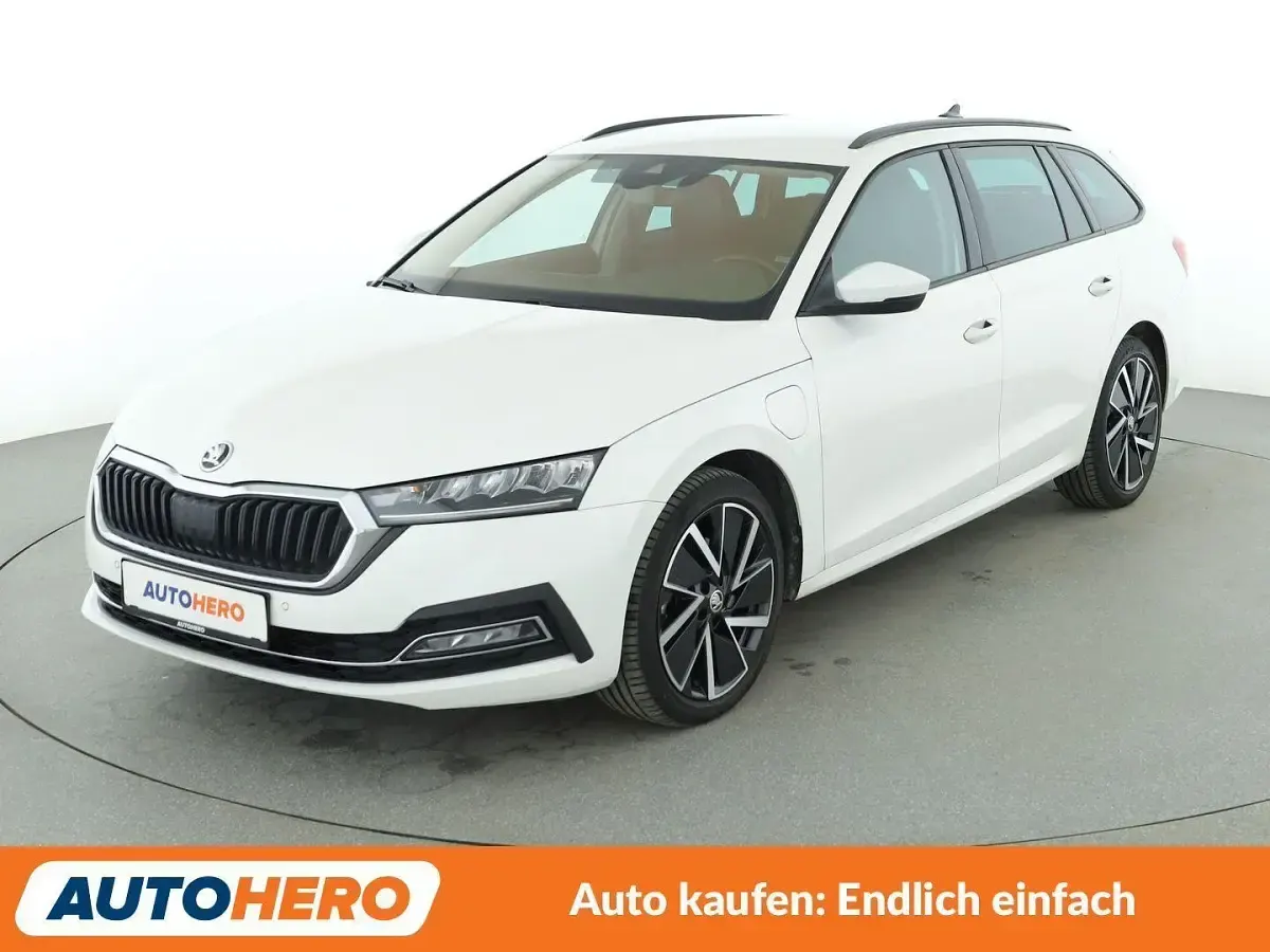 Gebraucht Skoda Octavia First Edition 204 PS (150 kW) 2021 Kombi