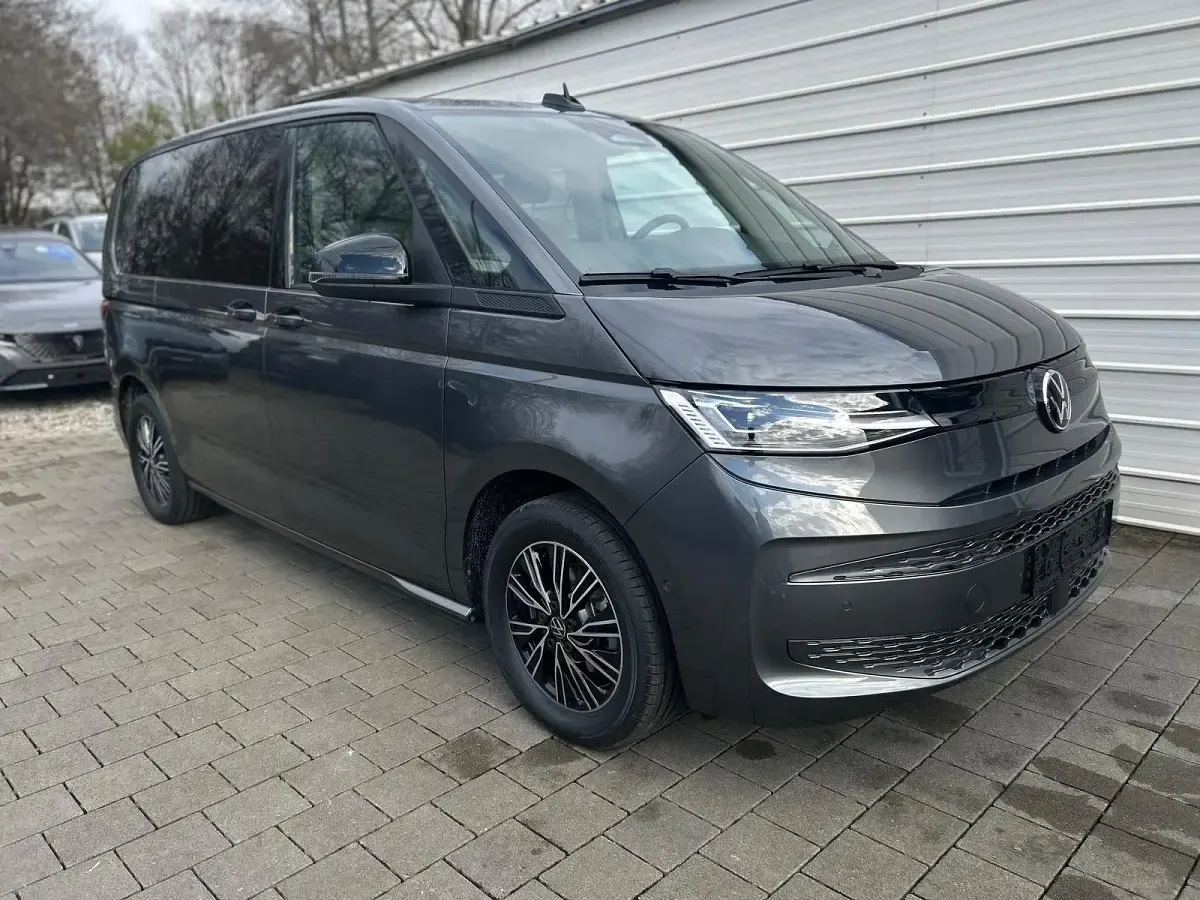 Gebraucht VW Multivan 150 PS (110 kW) 2026 Van / Kleinbus