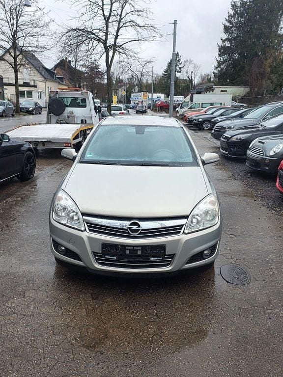 Gebraucht Opel Astra Catch Me 120 PS (88 kW) 2008 Grau Limousine