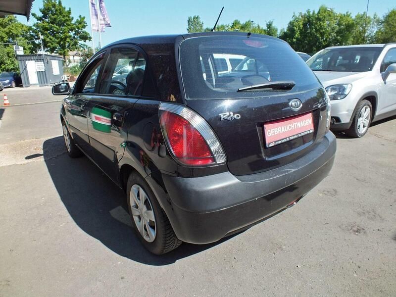 Gebraucht Kia Rio 111 PS (81 kW) 2006 Schwarz Kleinwagen