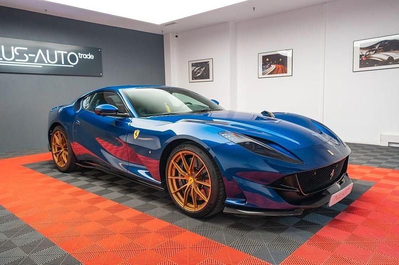 Blau Gebraucht 2020 Ferrari 812 | 381.150 € - Bild 1/4
