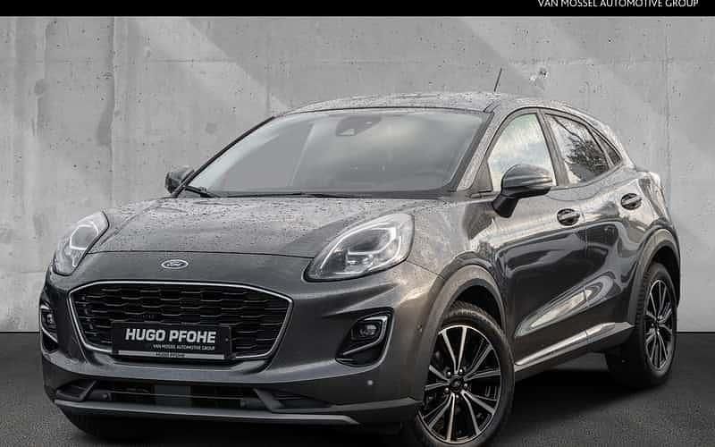 Grau Gebraucht 2021 Ford Puma Titanium SUV | 16.400 € (Fairer Preis) - Bild 1/4