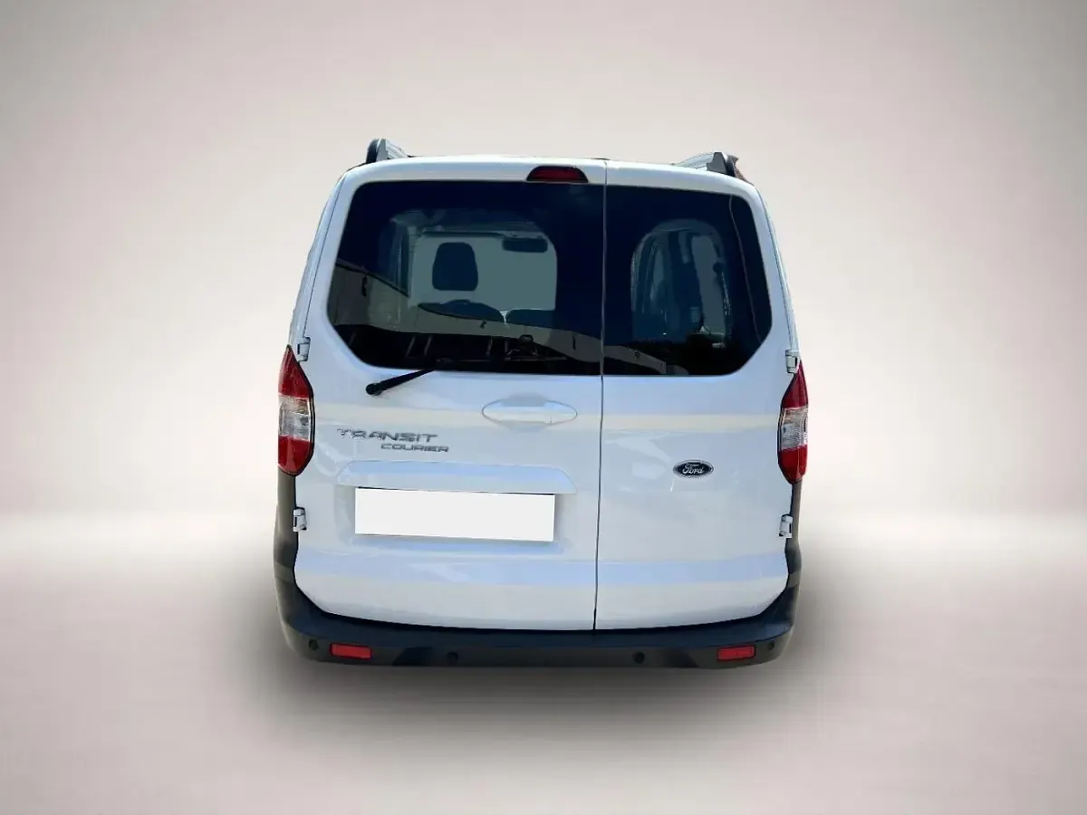 Gebraucht Ford Courier Trend 101 PS (74 kW) 2020 Manufacturer Van / Kleinbus