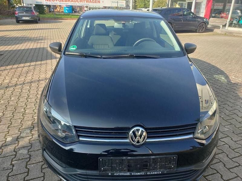Schwarz Gebraucht 2014 VW Polo Trendline Kleinwagen | 4.800 € (Guter Preis) - Bild 1/4