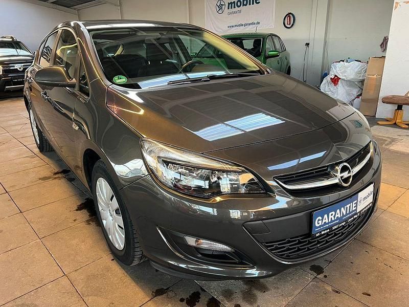 Gebraucht Opel Astra Edition 110 PS (80 kW) 2015 Limousine