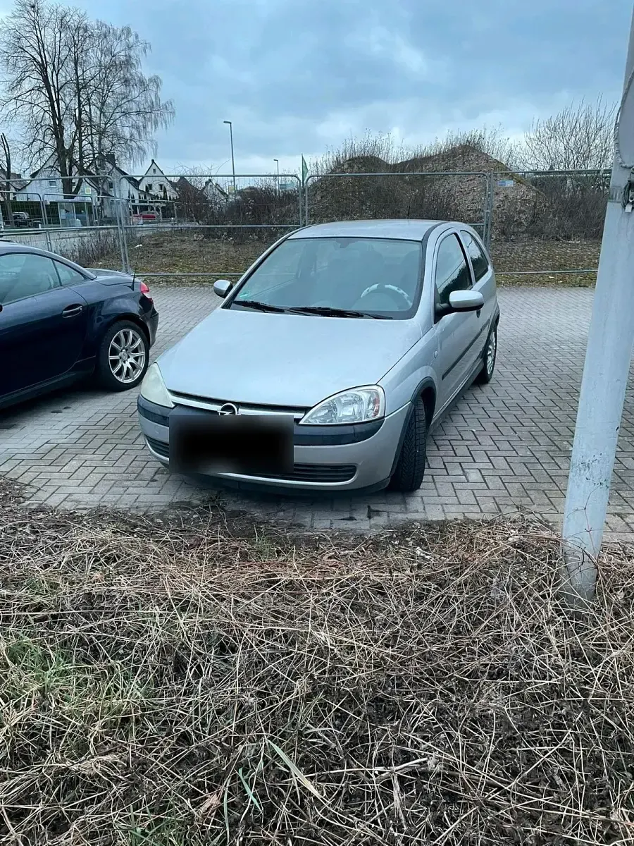 Gebraucht Opel Corsa 75 PS (55 kW) 2002 Silber Kleinwagen