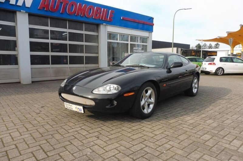Gebraucht Jaguar XK8 298 PS (219 kW) 1999 Schwarz Coupé