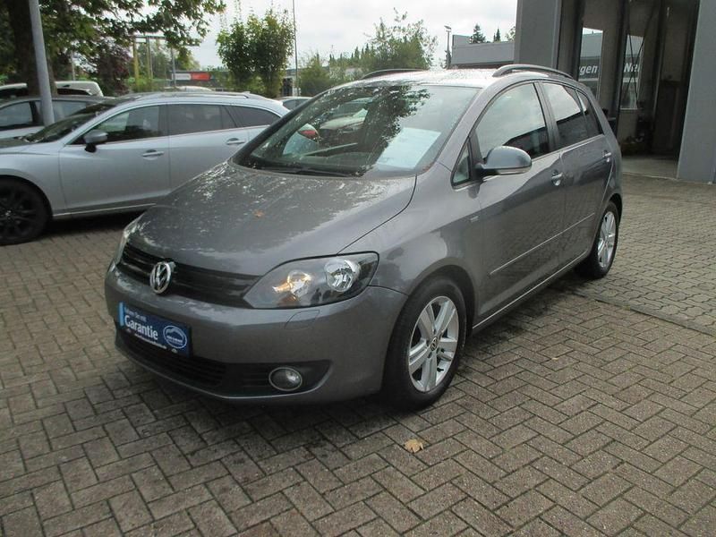 Grau Gebraucht 2013 VW Golf VII Match Limousine | 7.900 € (Fairer Preis) - Bild 1/4