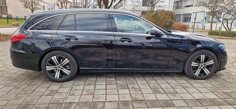 Gebraucht Mercedes C220 200 PS (147 kW) 2021 Schwarz Limousine