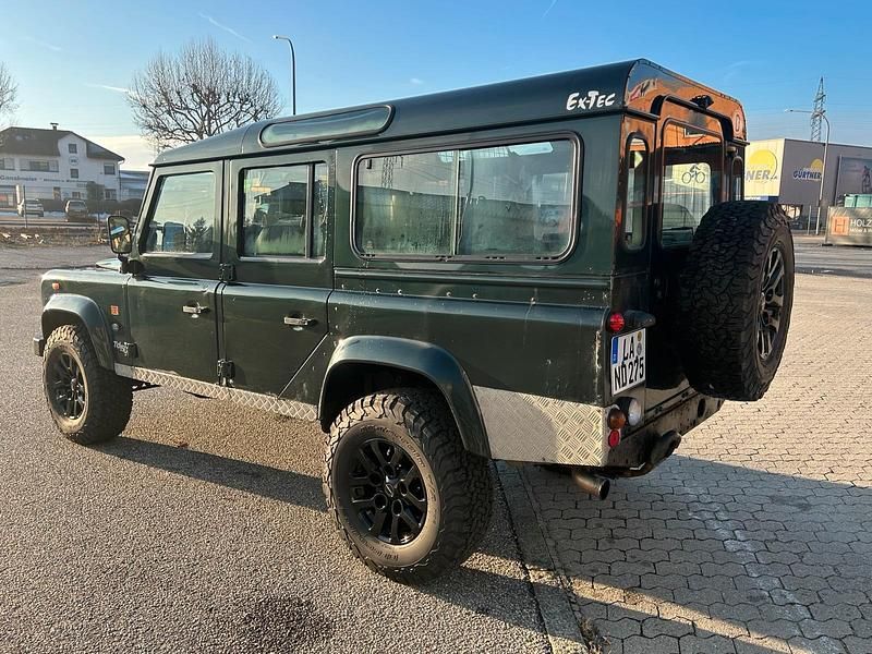 Gebraucht Land Rover Defender 122 PS (89 kW) 2002 Grün SUV