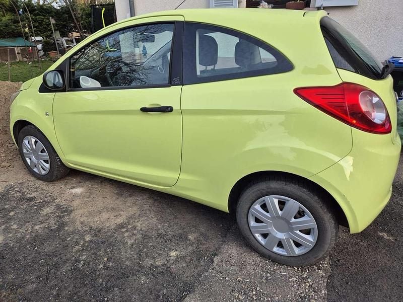 Gebraucht Ford Ka 69 PS (50 kW) 2010 Gold Kleinwagen