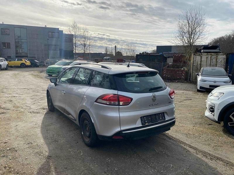 Gebraucht Renault Clio IV Bose Edition 90 PS (66 kW) 2017 Grau Limousine