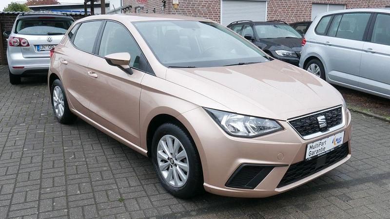 Gebraucht Seat Ibiza Style 75 PS (55 kW) 2018 Mystic magenta Kleinwagen