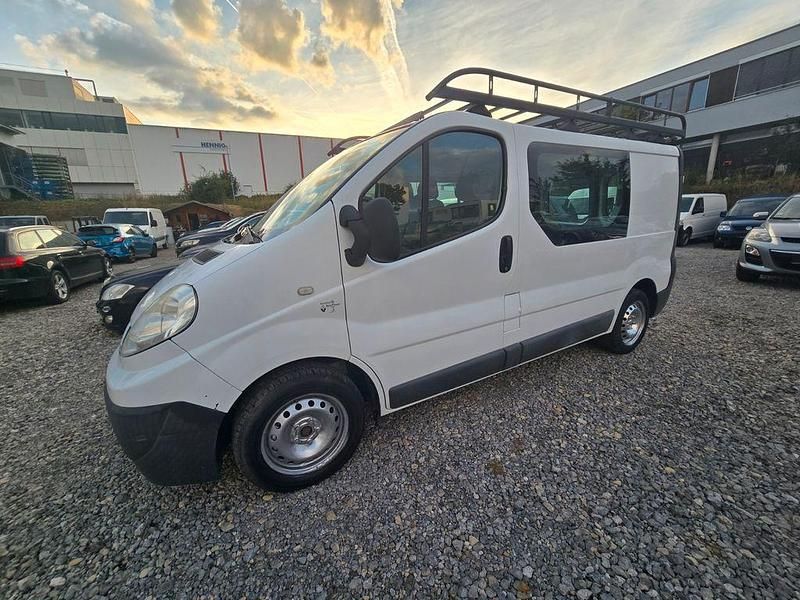 Weiß Gebraucht 2008 Renault Trafic Van / Kleinbus | 3.990 € - Bild 1/4