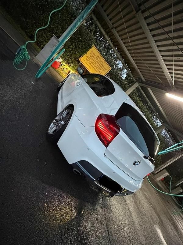 Gebraucht BMW 123 M Sport 204 PS (150 kW) 2011 Weiß Kleinwagen