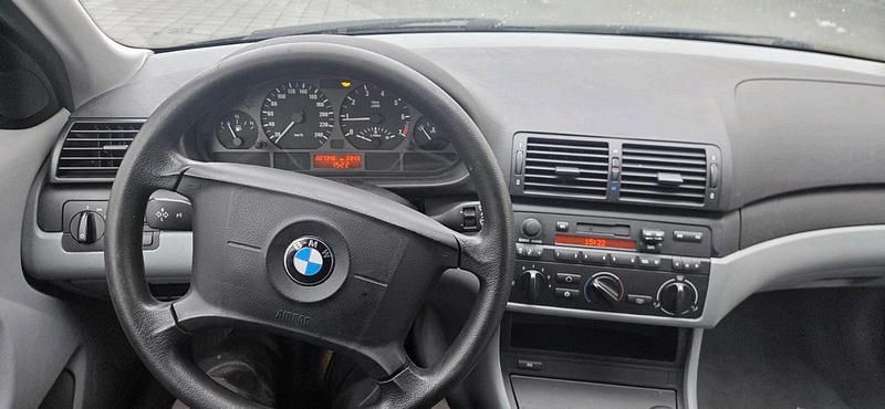 Gebraucht BMW 316 116 PS (85 kW) 2004 Schwarz Coupé