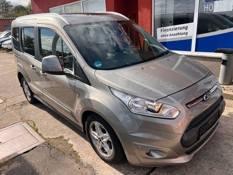 Gebraucht Ford Tourneo Connect Titanium 120 PS (88 kW) 2017 Silber Van / Kleinbus