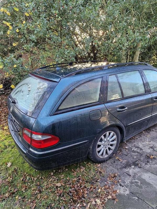 Gebraucht Mercedes E280 Avantgarde 231 PS (169 kW) 2006 Kombi