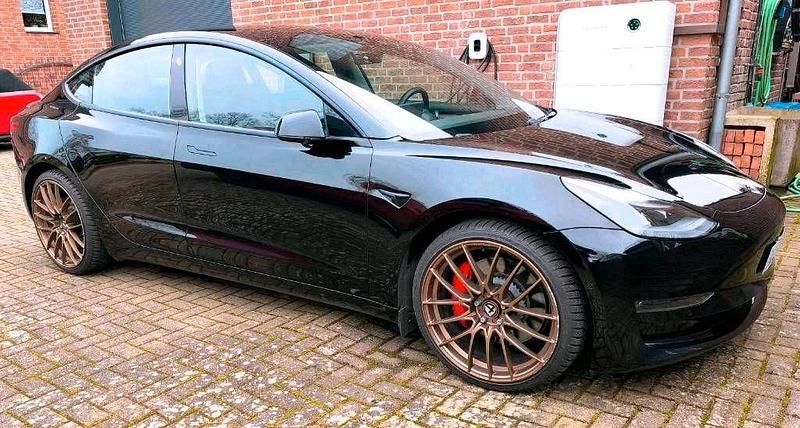 Gebraucht Tesla Model 3 Performance 389 kW (530 PS) 2021 Schwarz Limousine