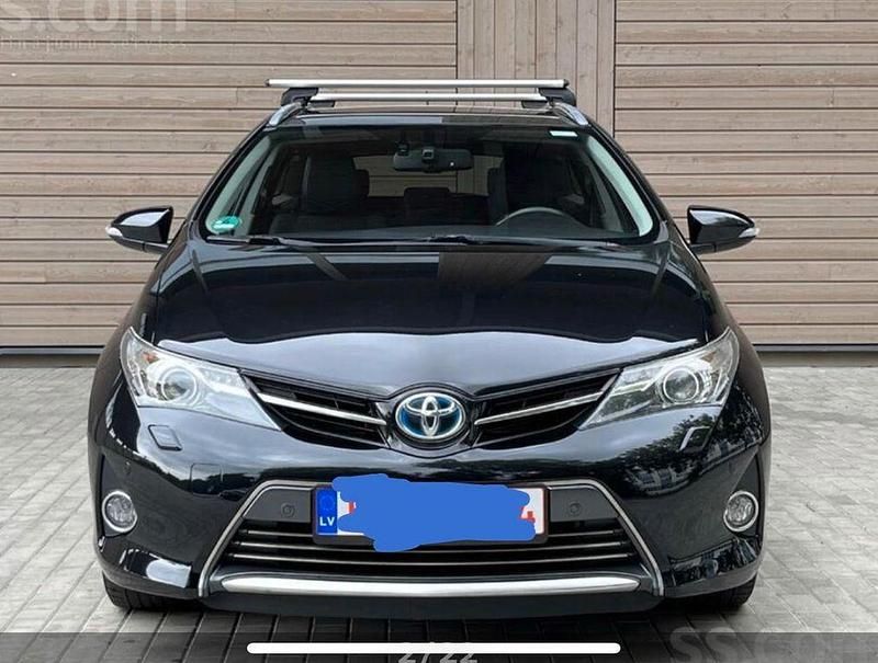 Schwarz Gebraucht 2014 Toyota Auris Touring Sports Kombi | 8.500 € (Fairer Preis) - Bild 1/4