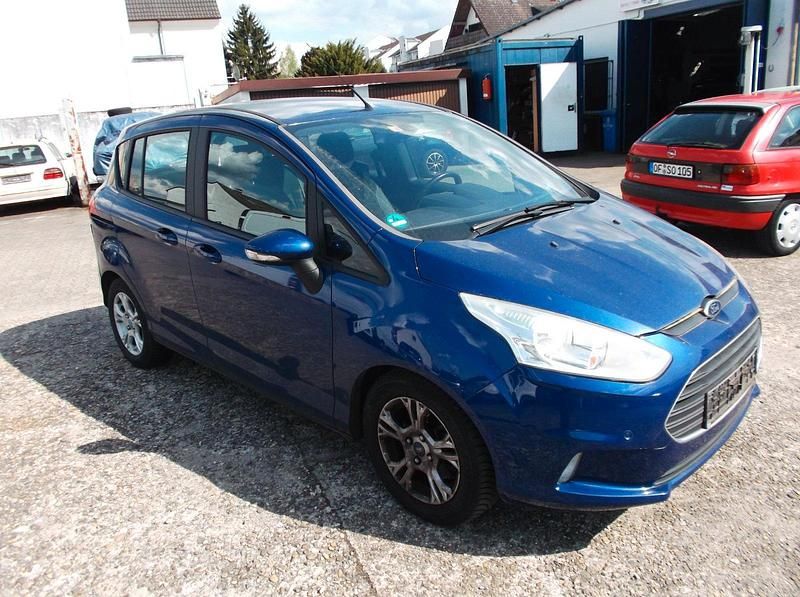 Second-hand Ford B-MAX 125 CP (91 kW) 2015 Albastru Monovolum