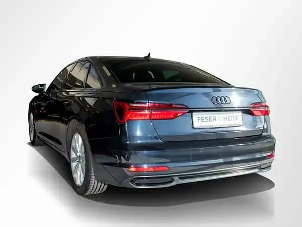 Usado Audi A6 Ambiente 265 HP (194 kW) 2022 Azul Sedan