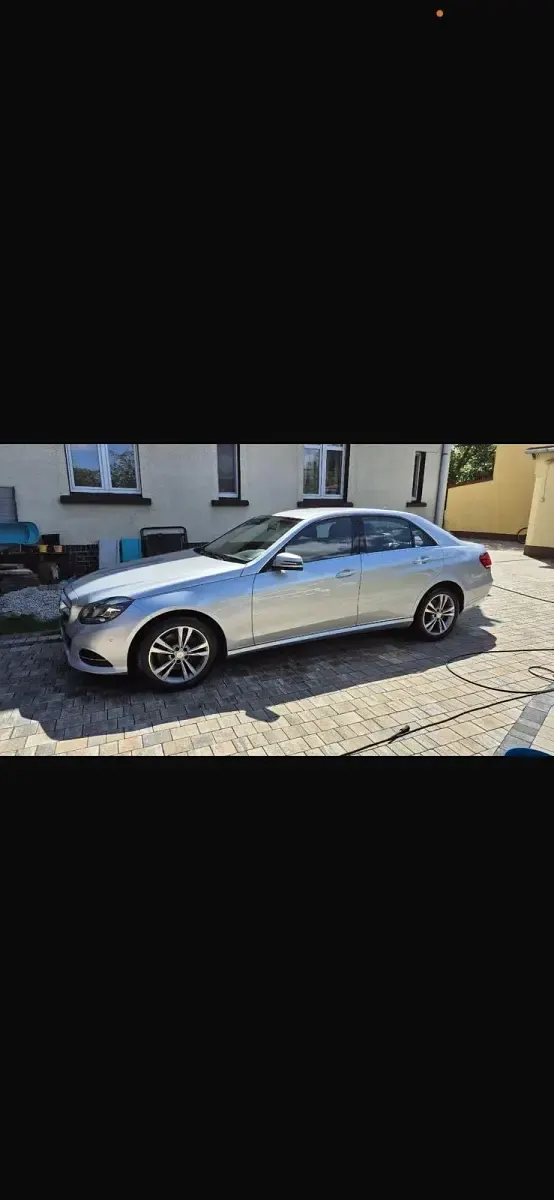 Gebraucht Mercedes E250 204 PS (150 kW) 2015 Silber Limousine