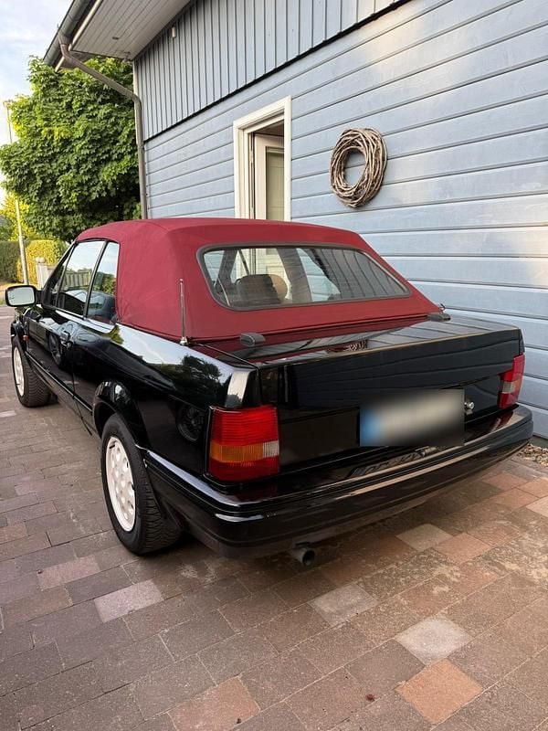 Gebraucht Ford Escort Cabriolet 73 PS (53 kW) 1990 Schwarz Cabrio