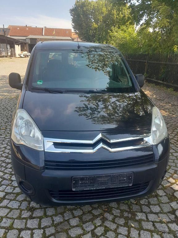 Schwarz Gebraucht 2011 Citroën Berlingo Van / Kleinbus | 3.600 € (Superpreis) - Bild 1/4