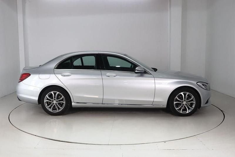 Gebraucht Mercedes C200 Avantgarde 184 PS (135 kW) 2015 Silber Limousine