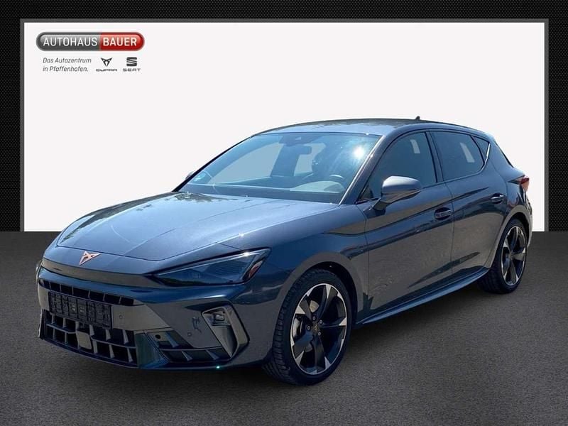 Magnetic grau m Gebraucht 2025 Cupra Leon Limousine | 33.550 € (Fairer Preis) - Bild 1/4