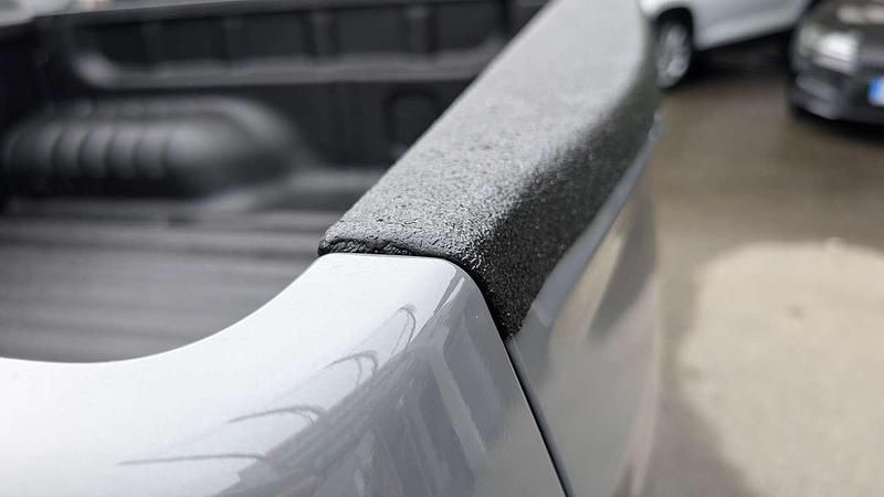 Neu Isuzu D-Max 163 PS (119 kW) 2025 Kinabalu gray metallic Pickup