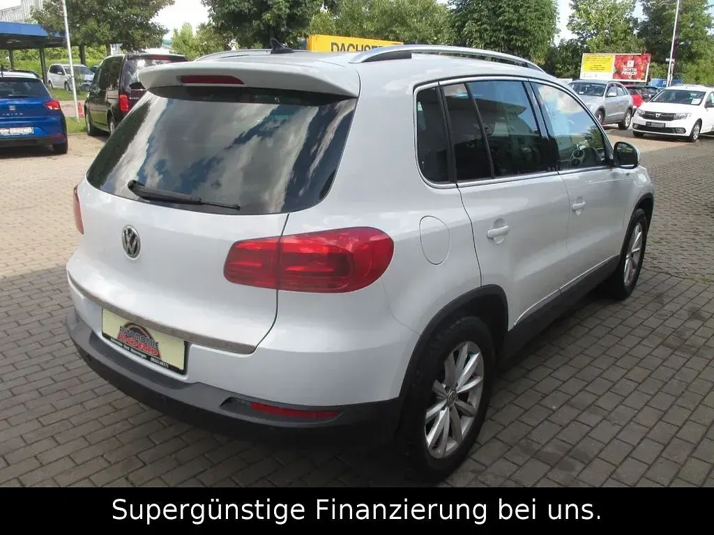 Gebraucht VW Tiguan LOUNGE 150 PS (110 kW) 2016 Weiß SUV