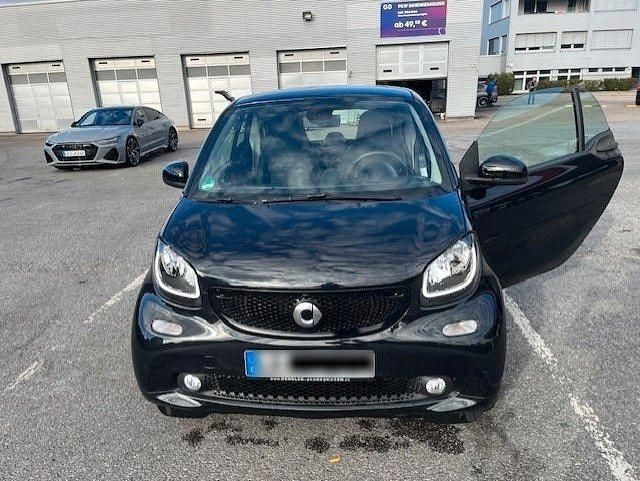 Schwarz Gebraucht 2016 Smart ForTwo Coupé Prime Coupé | 7.200 € (Superpreis) - Bild 1/4