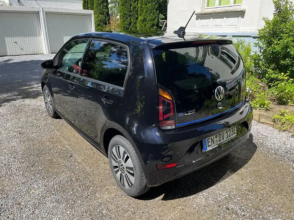Gebraucht VW e-up! United 61 kW (83 PS) 2021 Schwarz Kleinwagen