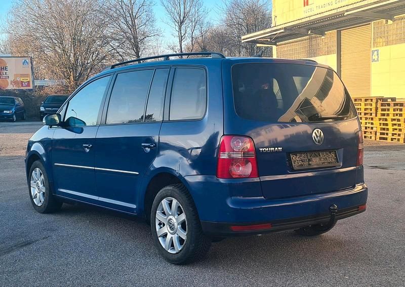 Gebraucht VW Touran 170 PS (125 kW) 2008 Blau Van / Kleinbus
