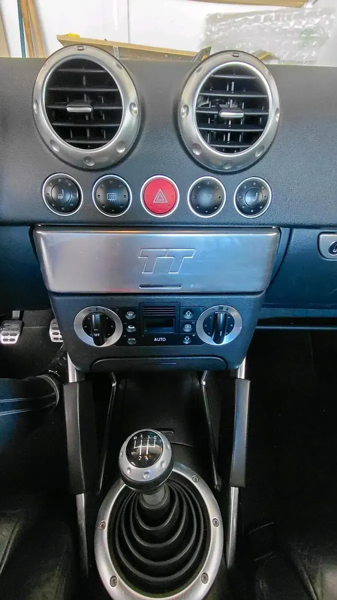 Gebraucht Audi TT Roadster 150 PS (110 kW) 2002 Schwarz Cabrio