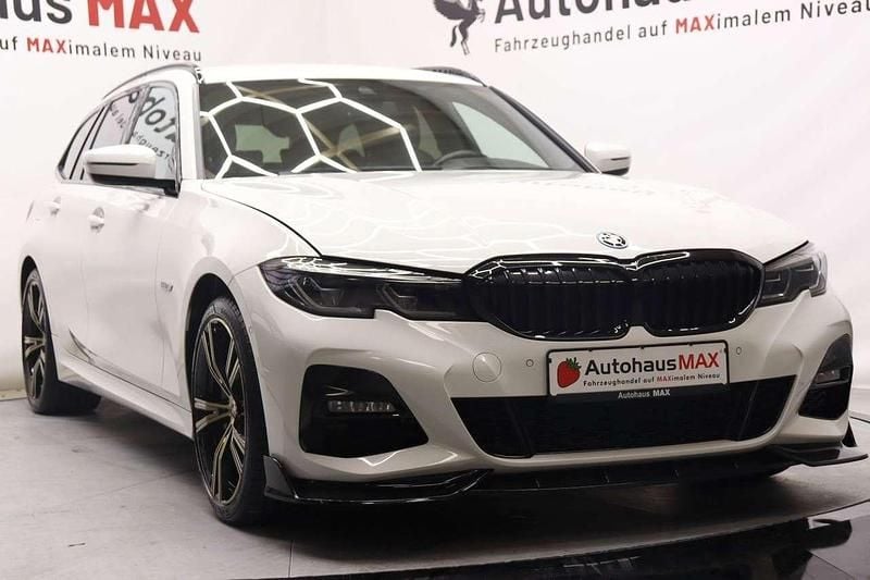 Gebraucht BMW 330e Shadowline 184 PS (135 kW) 2021 Alpinweiss iii Kombi