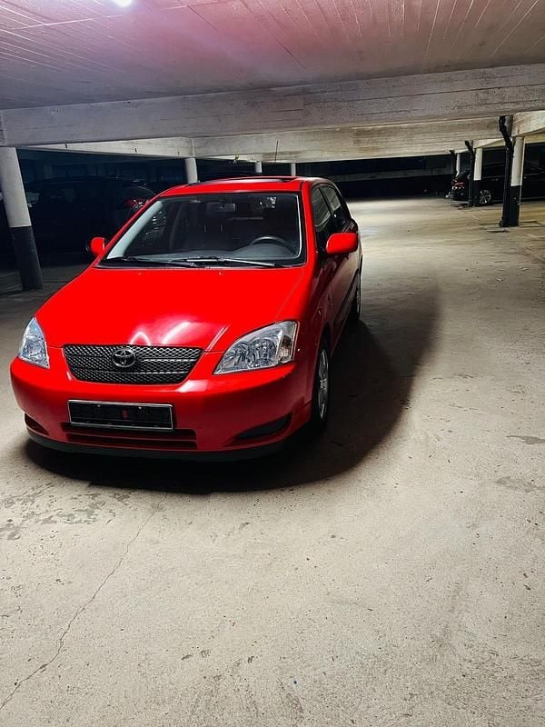 Rot Gebraucht 2003 Toyota Corolla Limousine | 4.300 € (Fairer Preis) - Bild 1/4