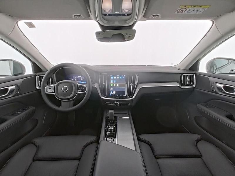 Gebraucht Volvo V60 CC Plus 197 PS (144 kW) 2023 Vapour grey / metallic Kombi