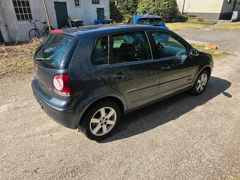 Gebraucht VW Polo 80 PS (58 kW) 2009 Andere farben Kleinwagen