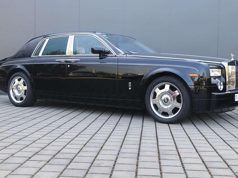 Gebraucht Rolls Royce Phantom 460 PS (338 kW) 2008 Black diamond metallic Limousine