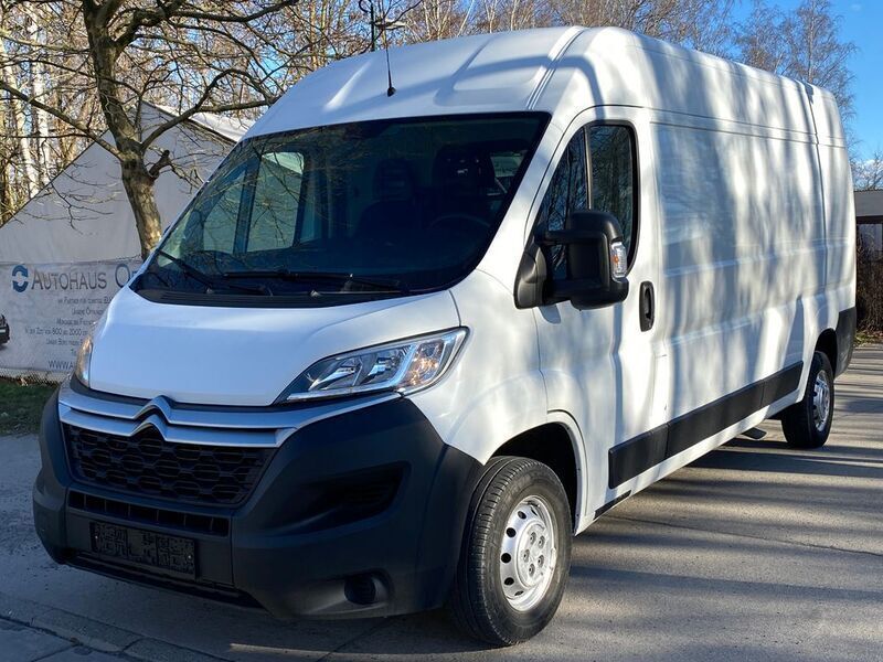 Weiß Gebraucht 2018 Citroën Jumper Van / Kleinbus | 14.990 € (Superpreis) - Bild 1/4